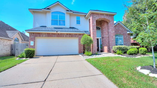 Pearland 2-story, 4-bed 11609 Waterwood Court-idx