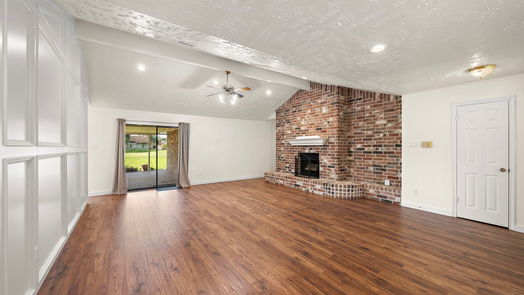 Pearland 1-story, 3-bed 2822 Poplar Creek Lane-idx