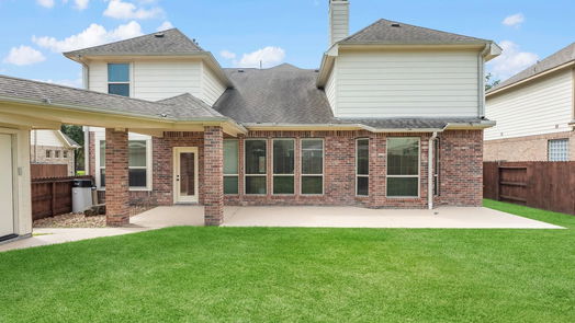 Pearland 2-story, 4-bed 12603 Fall Branch Lane-idx