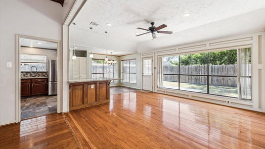 Pearland 1-story, 3-bed 2443 Arrowsmith Court-idx