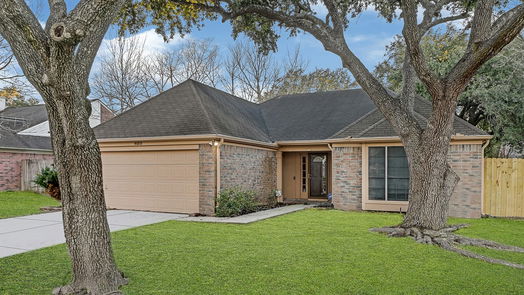 Pearland 1-story, 3-bed 4010 Spring Meadow Drive-idx