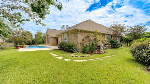 Pearland 1-story, 3-bed 3131 Emory Oak Lane-idx