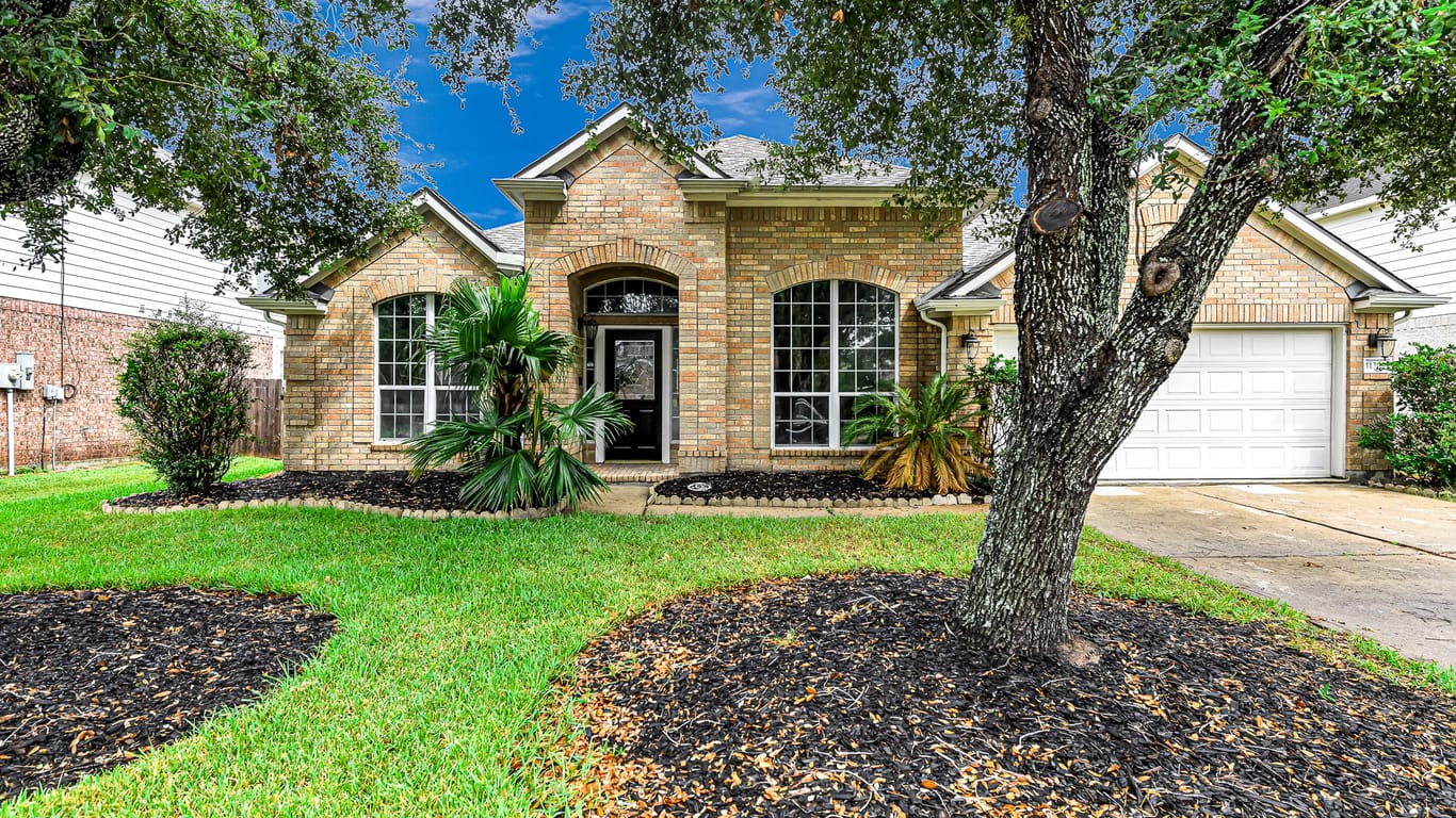 Pearland 1-story, 4-bed 11309 Misty Morning Street-idx