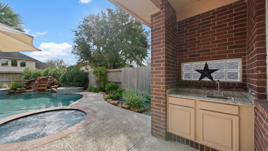 Pearland 1-story, 3-bed 3318 E Cedar Hollow Drive-idx