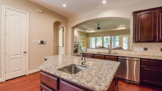 Pearland 2-story, 5-bed 2303 Shady Cove Court-idx