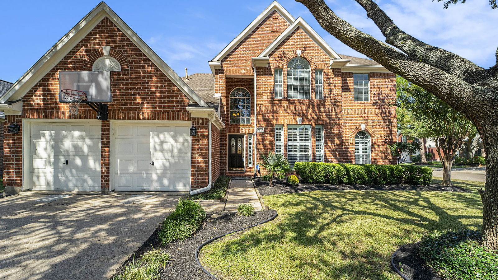 Pearland 2-story, 4-bed 4147 S Webber Drive-idx