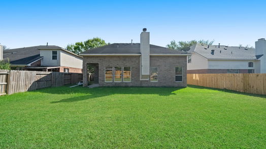 Pearland 2-story, 4-bed 10013 Hidden Falls Drive-idx