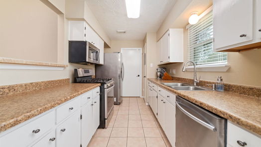 Pearland null-story, 2-bed 2938 Helmsley Drive-idx