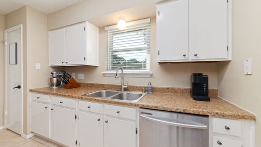Pearland null-story, 2-bed 2938 Helmsley Drive-idx