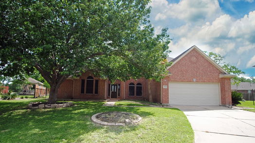 Pearland 2-story, 4-bed 307 N Elder Grove Drive-idx