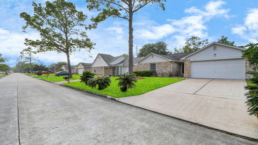 Pearland 1-story, 3-bed 2914 S Peach Hollow Circle-idx