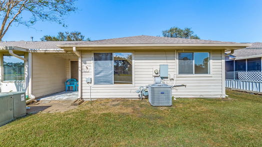 Pearland 1-story, 2-bed 655 E Country Grove Circle-idx