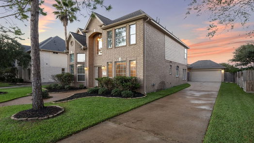 Pearland 2-story, 4-bed 3031 Barton Drive-idx