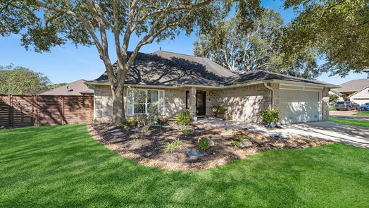 Pearland 2-story, 3-bed 802 Thornwood Court-idx