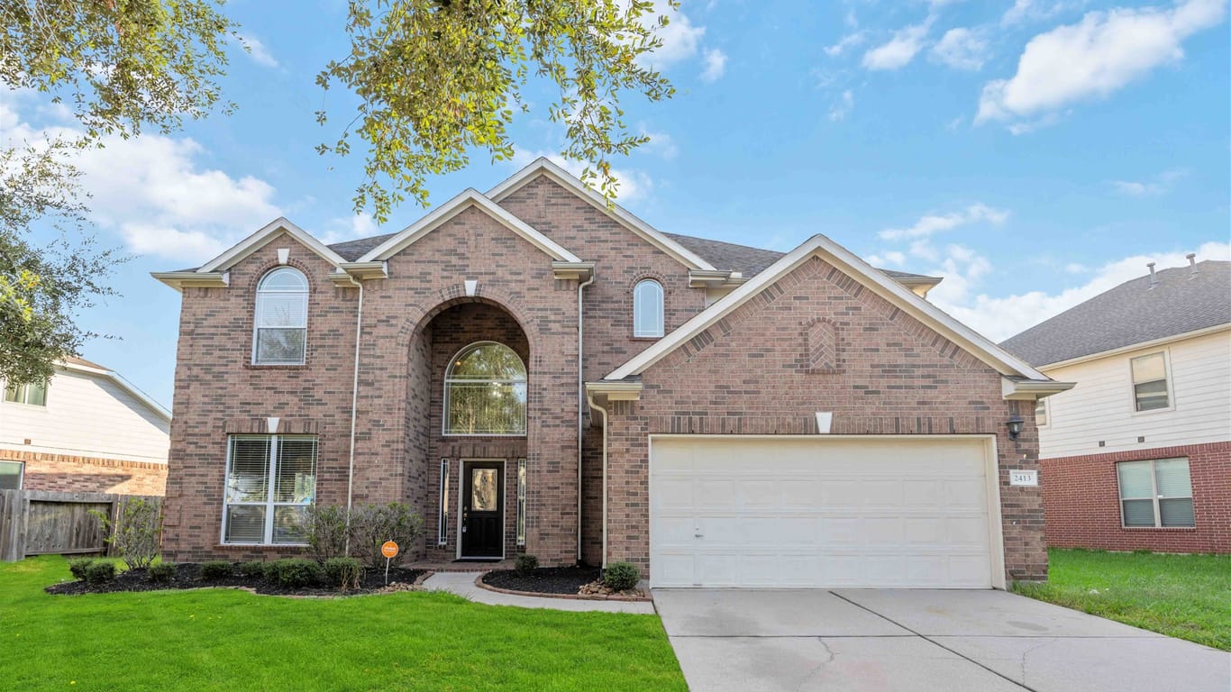 Pearland 2-story, 4-bed 2413 Shorebrook Drive-idx