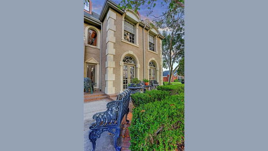 Pearland 2-story, 5-bed 2603 Lakecrest Drive-idx