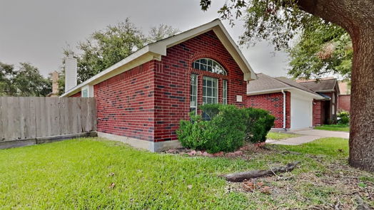 Pearland null-story, 3-bed 3530 Wellington Drive-idx