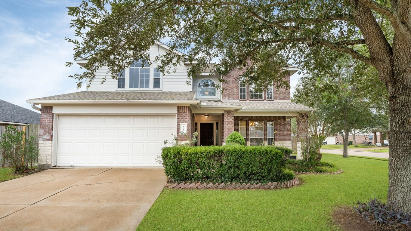 Pearland 2-story, 3-bed 7310 Shade Court-idx