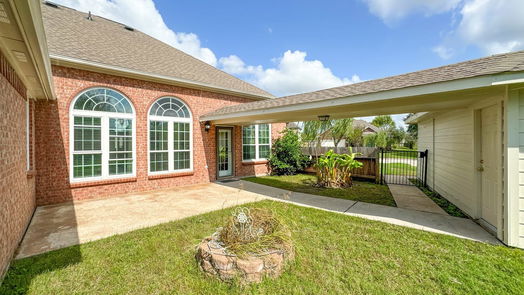 Pearland null-story, 4-bed 907 N Elder Grove Drive-idx