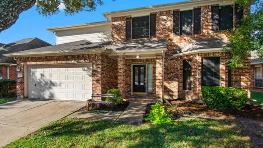 Pearland 2-story, 3-bed 3827 Paigewood Drive-idx