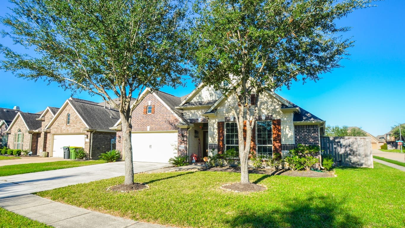 Pearland null-story, 3-bed 2102 Rolling Fog Drive-idx