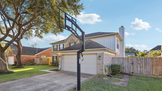 Pearland 2-story, 4-bed 3912 Greenwood Drive-idx