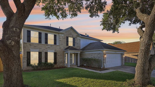 Pearland 2-story, 4-bed 3912 Greenwood Drive-idx