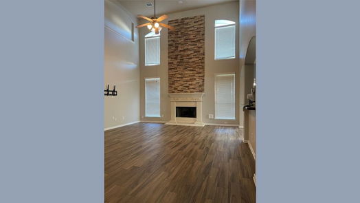 Pearland 2-story, 6-bed 3905 Basil Court-idx