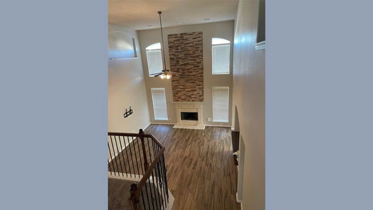 Pearland 2-story, 6-bed 3905 Basil Court-idx