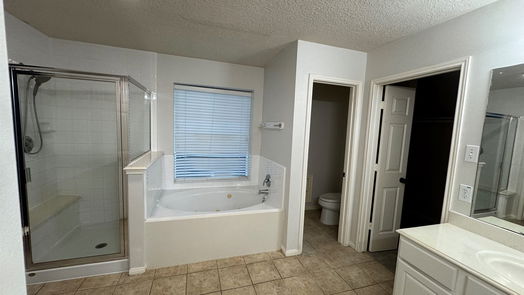 Pearland 2-story, 4-bed 3135 E Webber Drive-idx