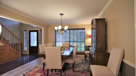 El Lago 2-story, 4-bed 1619 E Hedgecroft Drive-idx