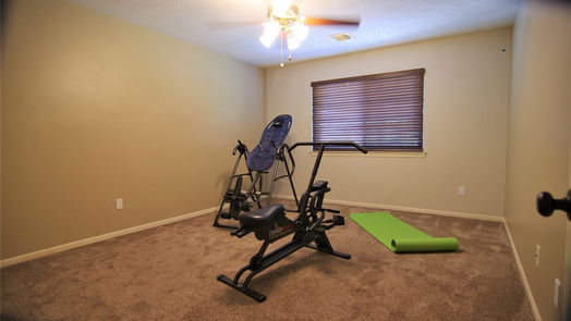 El Lago 2-story, 4-bed 1619 E Hedgecroft Drive-idx