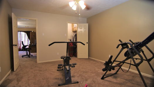 El Lago 2-story, 4-bed 1619 E Hedgecroft Drive-idx