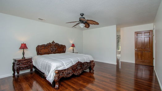 El Lago 2-story, 6-bed 1722 E Hedgecroft Drive-idx