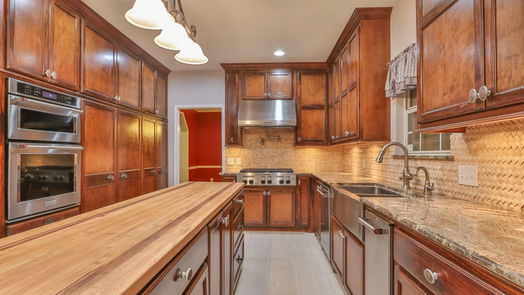 Seabrook 2-story, 5-bed 2225 Scenic Shore Drive-idx