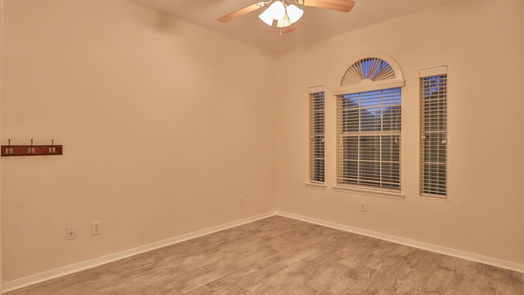 Seabrook 2-story, 5-bed 2225 Scenic Shore Drive-idx