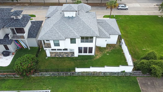Seabrook 2-story, 3-bed 8143 Laeksiide Drive-idx