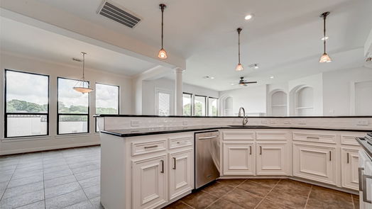 Seabrook 2-story, 3-bed 8143 Laeksiide Drive-idx
