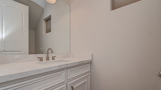 Seabrook 2-story, 3-bed 8143 Laeksiide Drive-idx