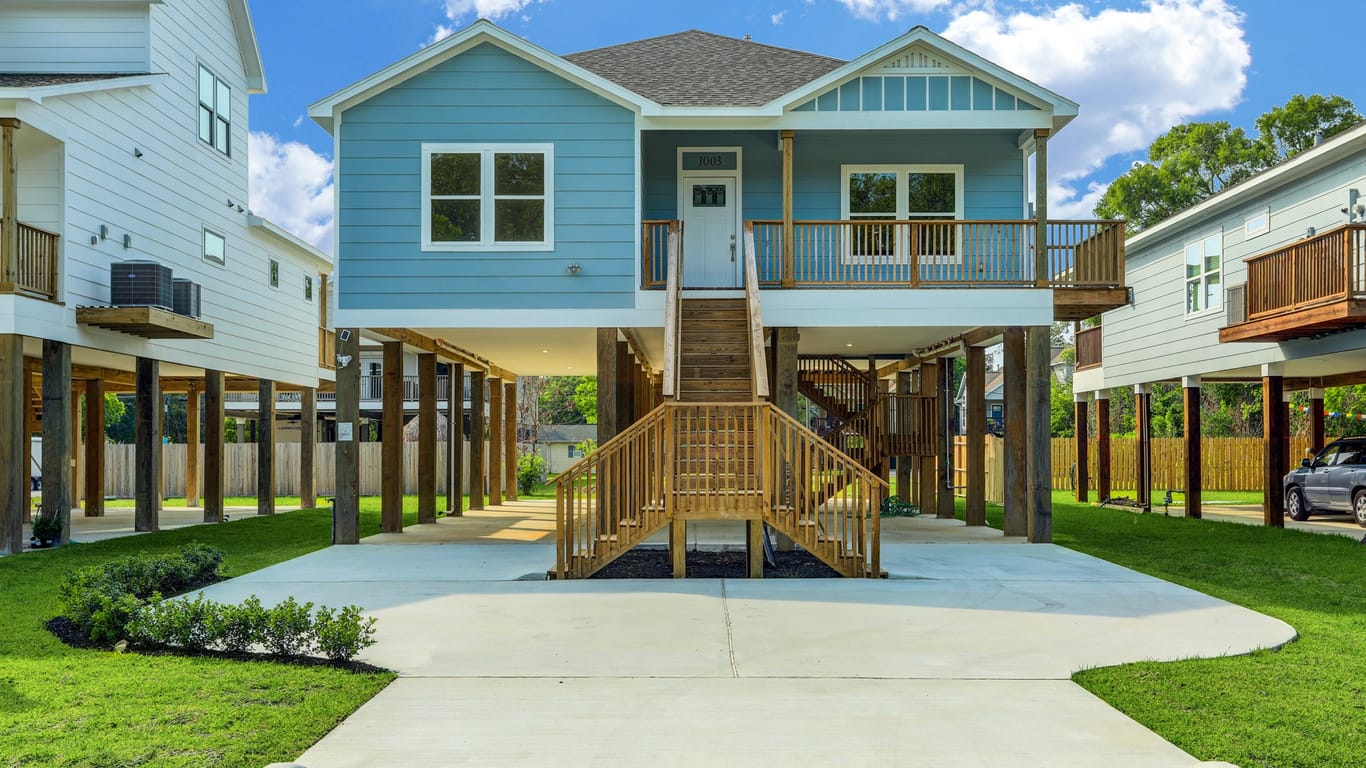 Seabrook 2-story, 3-bed 1003 Staples-idx