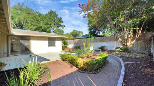 Seabrook 1-story, 4-bed 4015 Bayou Grove Drive-idx