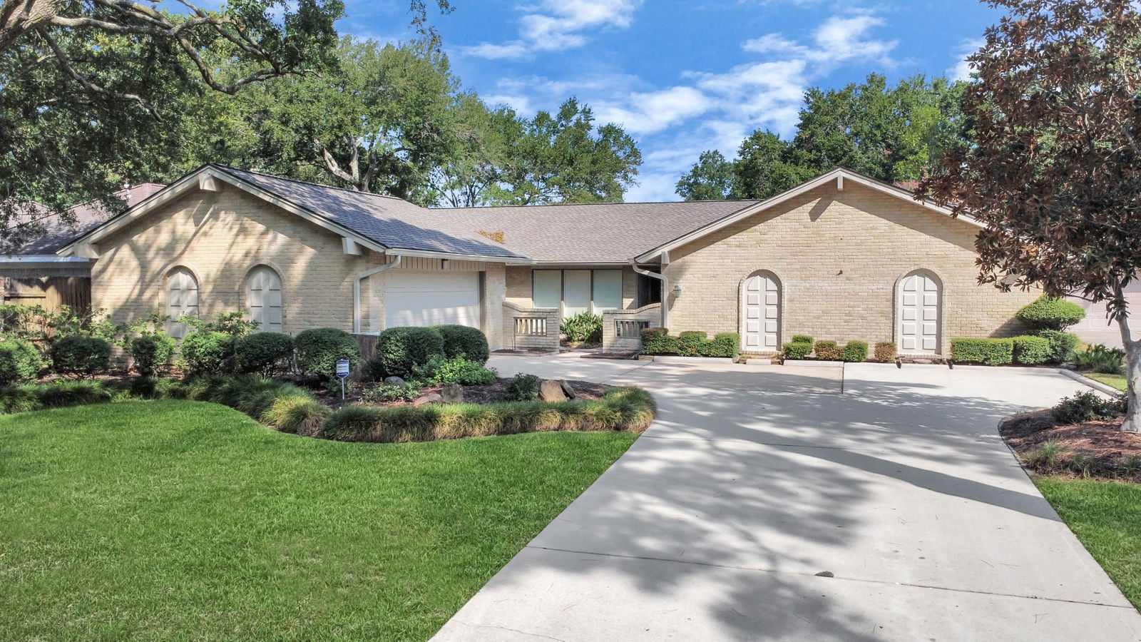 Seabrook 1-story, 4-bed 4015 Bayou Grove Drive-idx