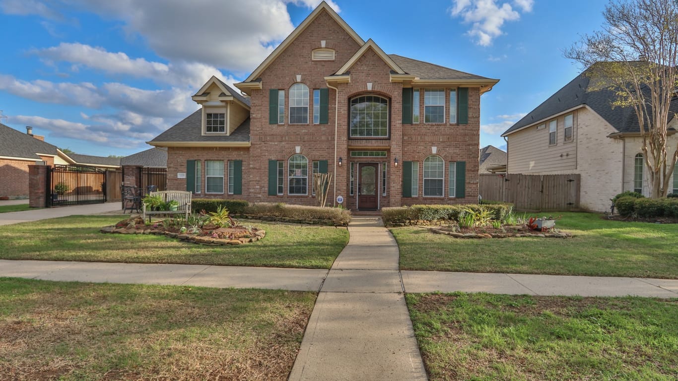 Seabrook 2-story, 5-bed 2225 Scenic Shore Drive-idx