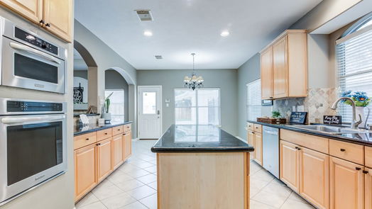 Seabrook 2-story, 5-bed 2413 La Rochelle Court-idx