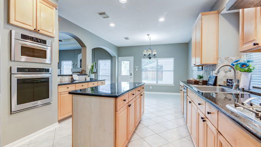 Seabrook 2-story, 5-bed 2413 La Rochelle Court-idx