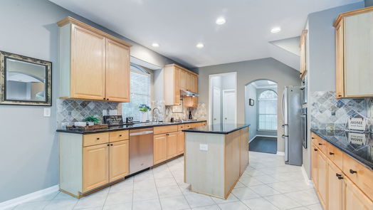 Seabrook 2-story, 5-bed 2413 La Rochelle Court-idx