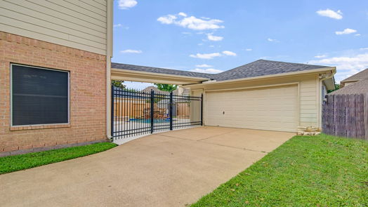 Seabrook 2-story, 5-bed 2413 La Rochelle Court-idx