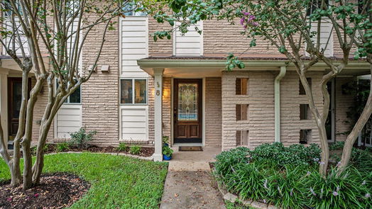 Seabrook 2-story, 2-bed 2330 Lakewood Yacht Club Drive 8-idx
