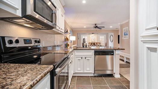 Seabrook 2-story, 2-bed 2330 Lakewood Yacht Club Drive 8-idx