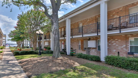 Seabrook 1-story, 3-bed 3535 NASA Parkway 53-idx